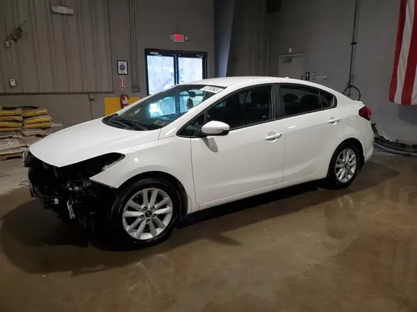 3KPFL4A79HE111881 2017 KIA FORTE - Image 1