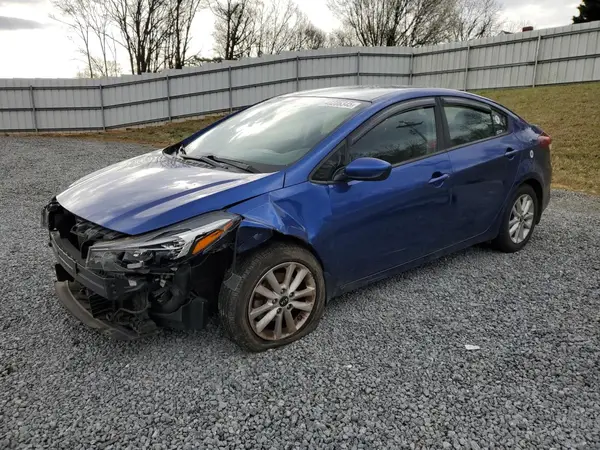 3KPFL4A79HE117082 2017 KIA FORTE - Image 1