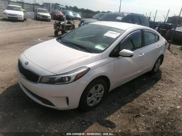 3KPFL4A79HE120709 2017 KIA FORTE - Image 2
