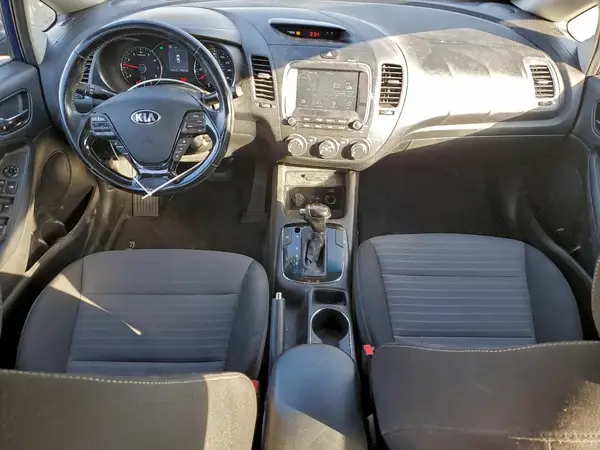 3KPFL4A79HE126106 2017 KIA FORTE - Image 8