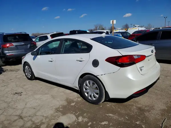 3KPFL4A79HE139051 2017 KIA FORTE - Image 2