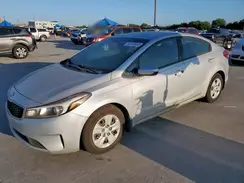 3KPFL4A79HE142287 2017 KIA FORTE