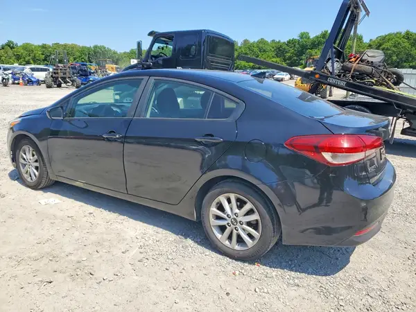 3KPFL4A79HE146288 2017 KIA FORTE - Image 2
