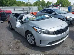 3KPFL4A79JE166059 2018 KIA FORTE