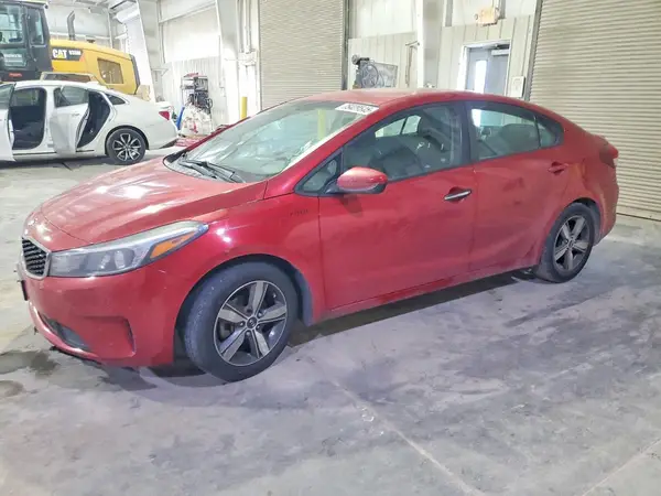 3KPFL4A79JE178275 2018 KIA FORTE - Image 1