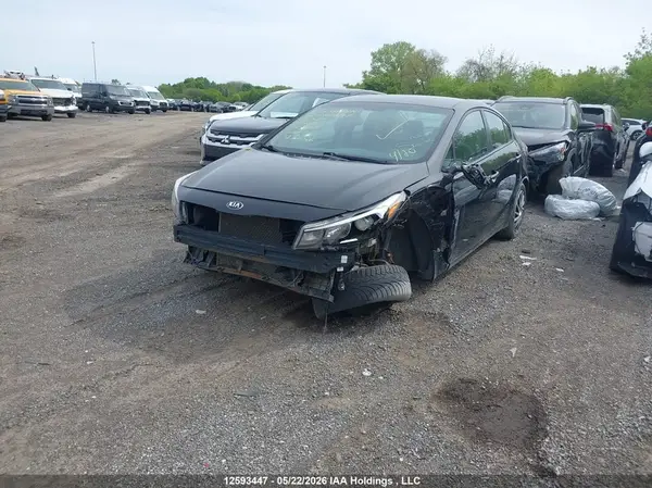 3KPFL4A79JE183749 2018 KIA FORTE - Image 2