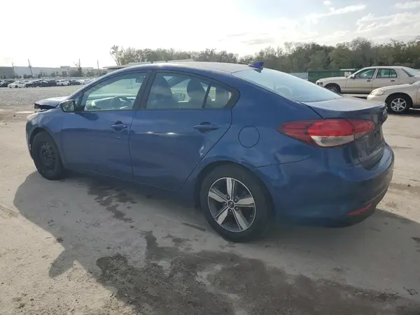 3KPFL4A79JE192967 2018 KIA FORTE - Image 2