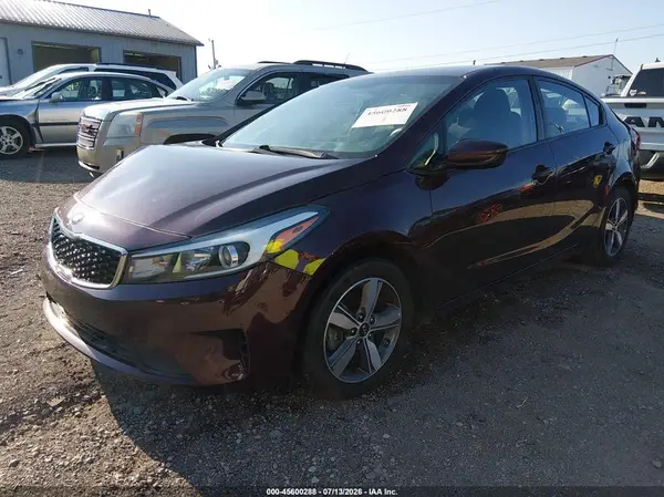 3KPFL4A79JE193648 2018 KIA FORTE - Image 2