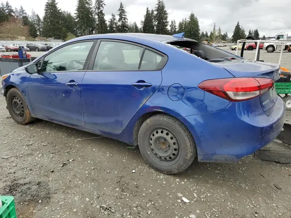 3KPFL4A79JE199949 2018 KIA FORTE - Image 2