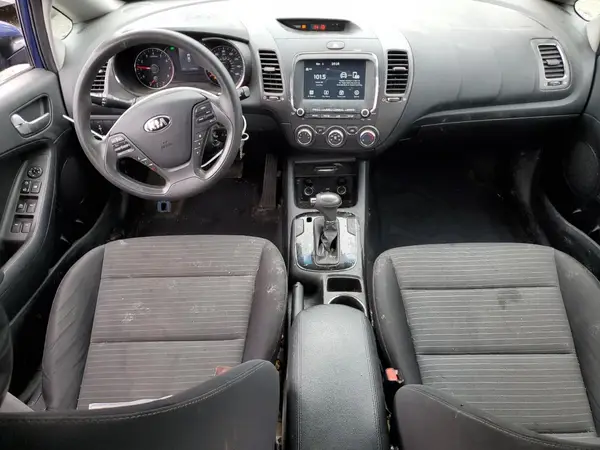 3KPFL4A79JE199949 2018 KIA FORTE - Image 8