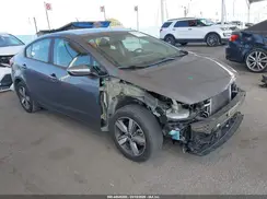 3KPFL4A79JE207533 2018 KIA FORTE