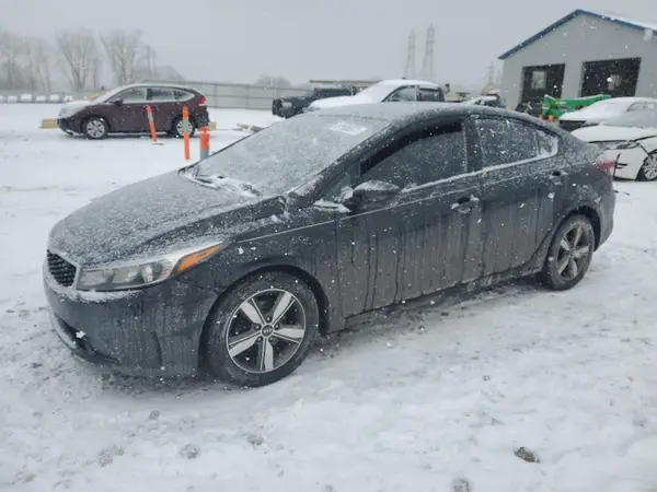 3KPFL4A79JE227202 2018 KIA FORTE - Image 1