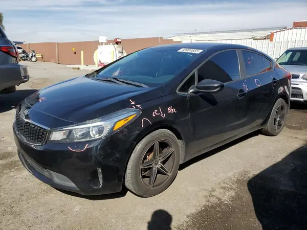 3KPFL4A79JE242721 2018 KIA FORTE - Image 1