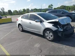 3KPFL4A79JE247952 2018 KIA FORTE