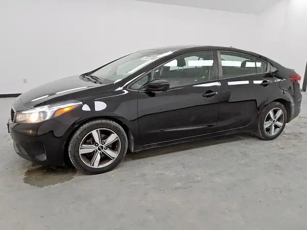 3KPFL4A79JE253007 2018 KIA FORTE - Image 1