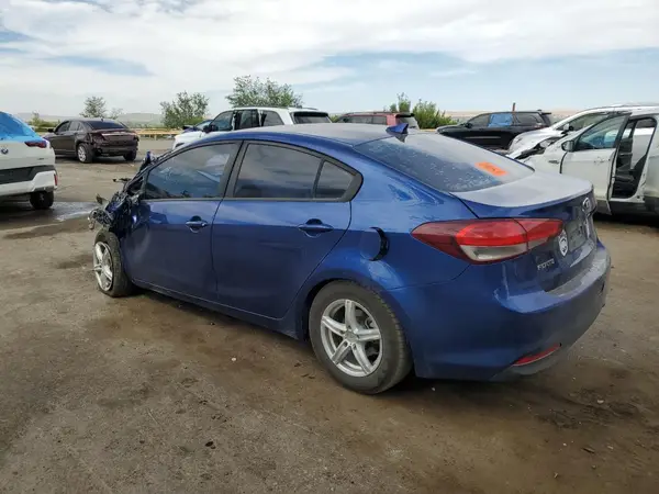3KPFL4A79JE254173 2018 KIA FORTE - Image 2