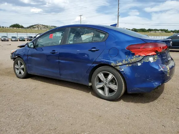 3KPFL4A79JE256344 2018 KIA FORTE - Image 2
