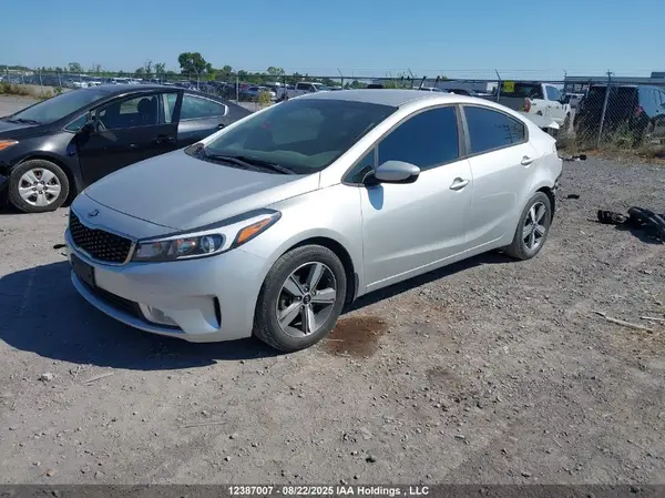 3KPFL4A79JE267263 2018 KIA FORTE - Image 2