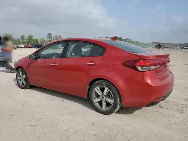3KPFL4A79JE273144 2018 KIA FORTE - Image 2