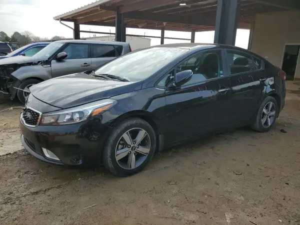 3KPFL4A79JE274777 2018 KIA FORTE - Image 1