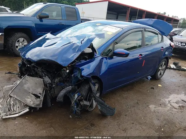 3KPFL4A79JE274861 2018 KIA FORTE - Image 2