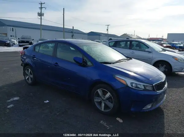 3KPFL4A79JE282183 2018 KIA FORTE - Image 1