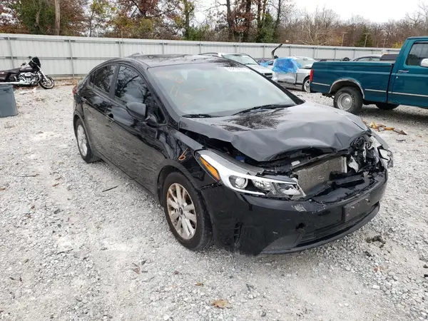 3KPFL4A7HE127261 2017 KIA FORTE - Image 1