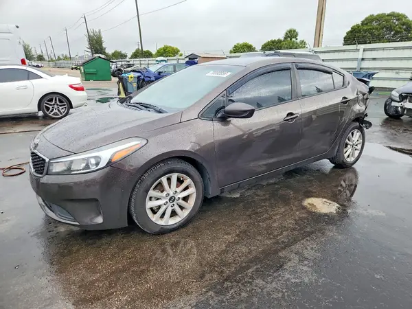 3KPFL4A7XHE007979 2017 KIA FORTE - Image 1