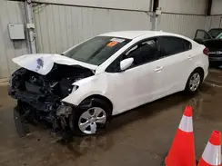 3KPFL4A7XHE010896 2017 KIA FORTE