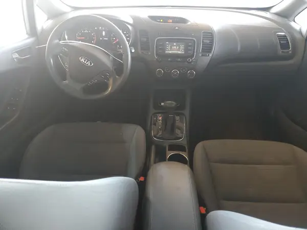 3KPFL4A7XHE011286 2017 KIA FORTE - Image 8