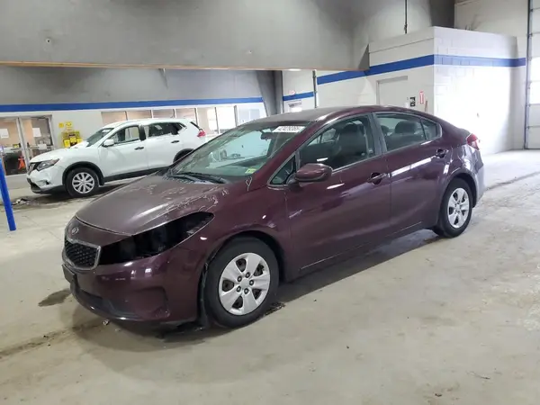 3KPFL4A7XHE012471 2017 KIA FORTE - Image 1