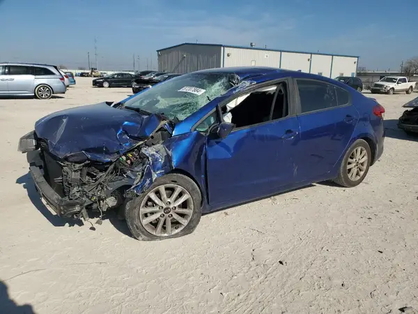 3KPFL4A7XHE019355 2017 KIA FORTE - Image 1