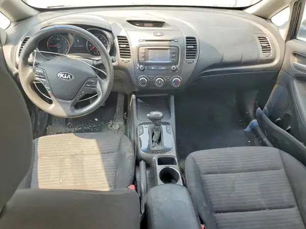 3KPFL4A7XHE029223 2017 KIA FORTE - Image 8