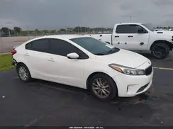 3KPFL4A7XHE034728 2017 KIA FORTE