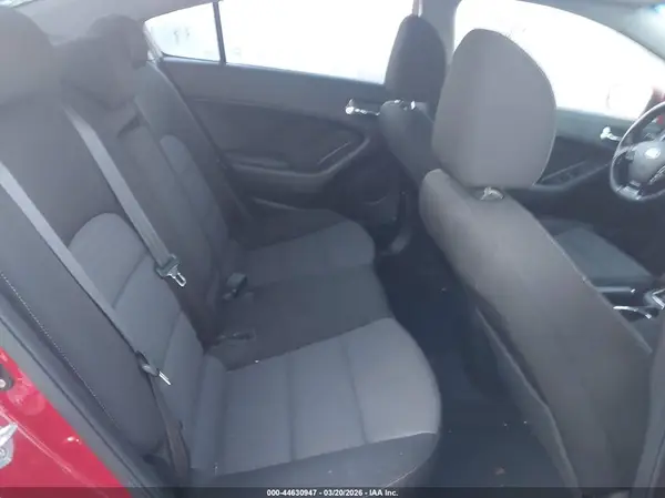 3KPFL4A7XHE035944 2017 KIA FORTE - Image 8