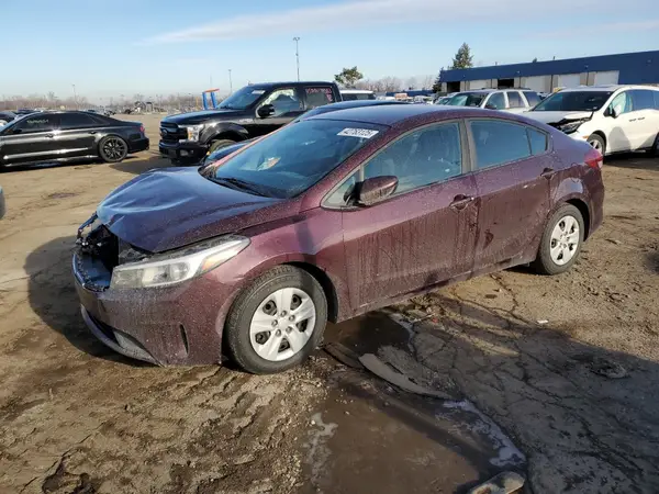 3KPFL4A7XHE041842 2017 KIA FORTE - Image 1