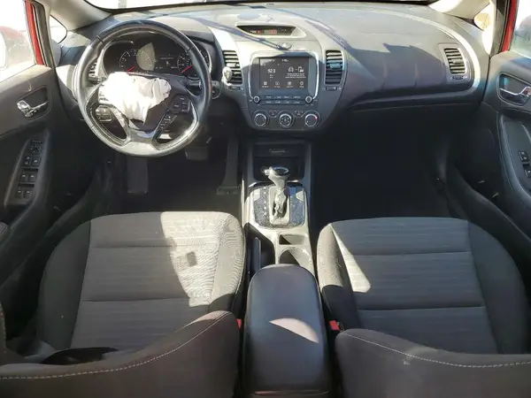 3KPFL4A7XHE041856 2017 KIA FORTE - Image 8