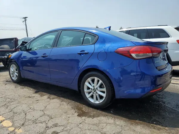 3KPFL4A7XHE051898 2017 KIA FORTE - Image 2