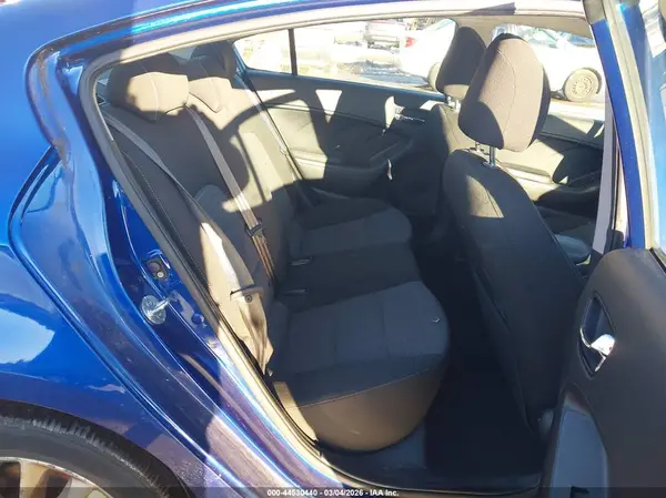 3KPFL4A7XHE055837 2017 KIA FORTE - Image 8