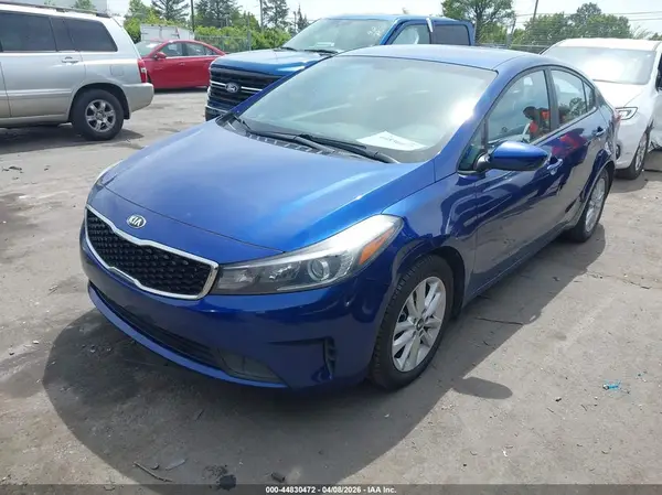 3KPFL4A7XHE060908 2017 KIA FORTE - Image 2
