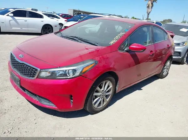 3KPFL4A7XHE062786 2017 KIA FORTE - Image 2