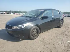 3KPFL4A7XHE067647 2017 KIA FORTE