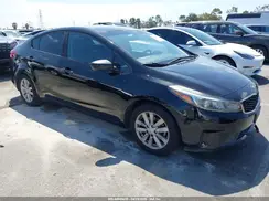 3KPFL4A7XHE077529 2017 KIA FORTE