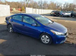 3KPFL4A7XHE084884 2017 KIA FORTE