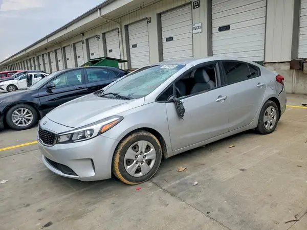 3KPFL4A7XHE095237 2017 KIA FORTE - Image 1