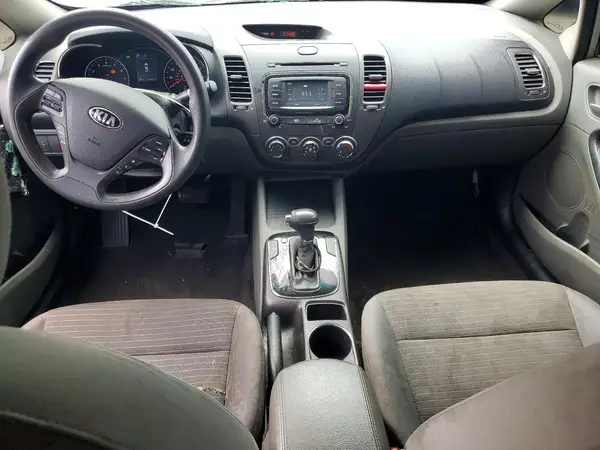 3KPFL4A7XHE095237 2017 KIA FORTE - Image 8