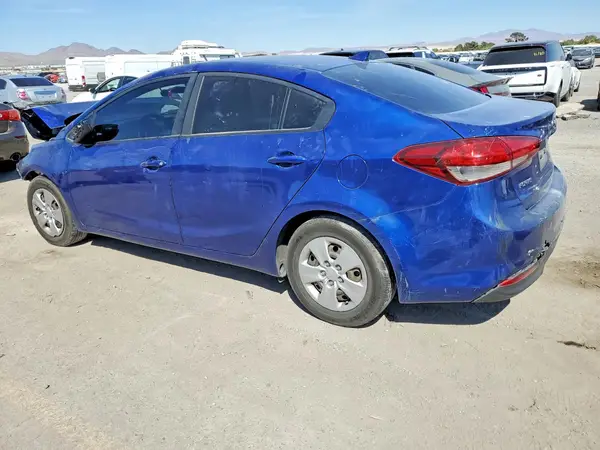 3KPFL4A7XHE099367 2017 KIA FORTE - Image 2