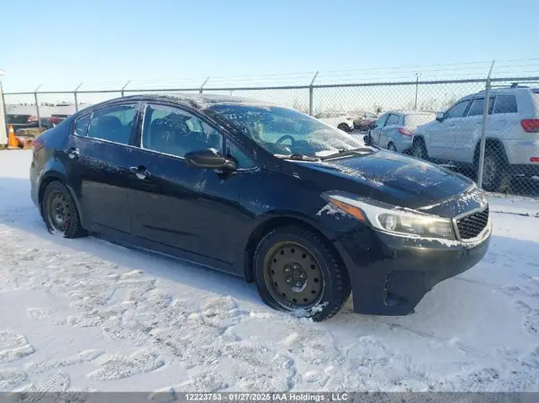 3KPFL4A7XHE106205 2017 KIA FORTE - Image 1