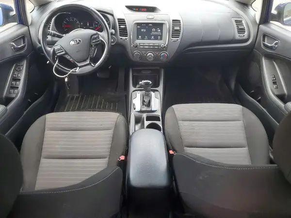 3KPFL4A7XHE114174 2017 KIA FORTE - Image 8
