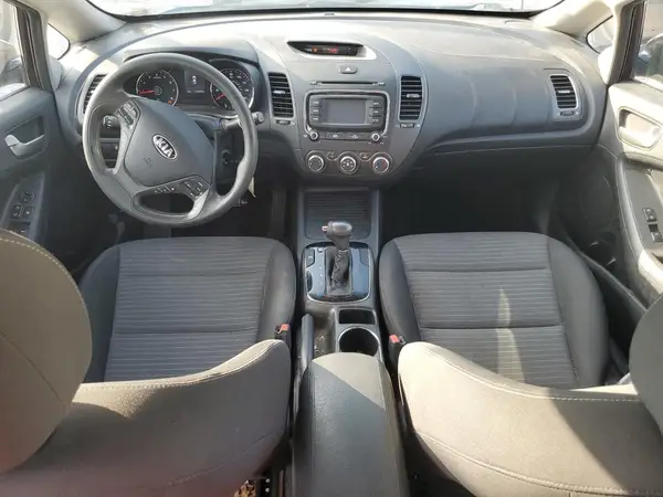3KPFL4A7XHE115759 2017 KIA FORTE - Image 8